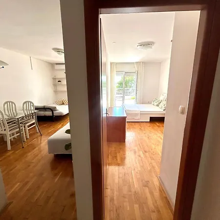 Apartment Summertime *