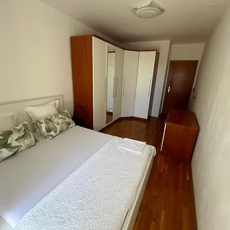 Summertime Apartment